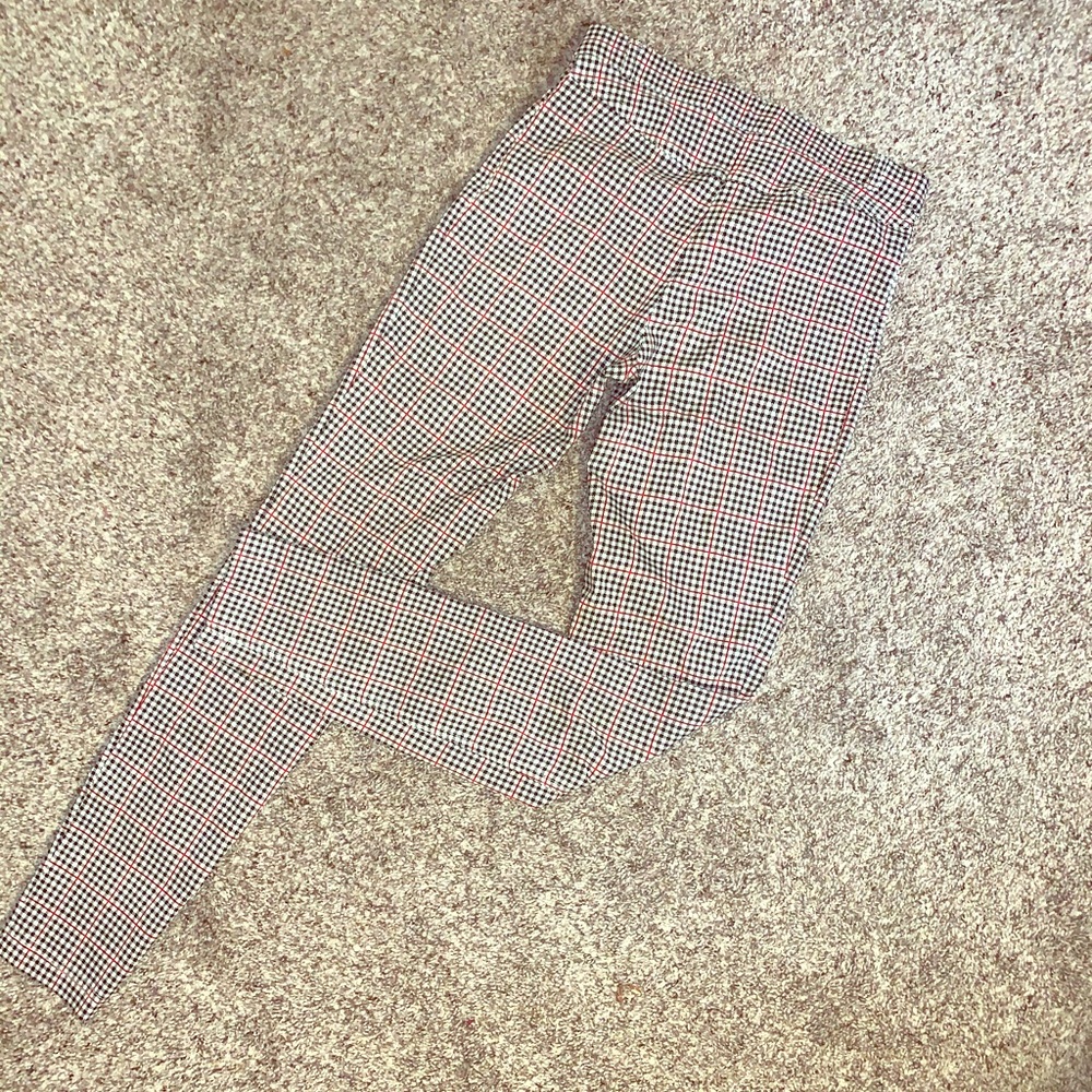 Primark mid-rise fitted pants.